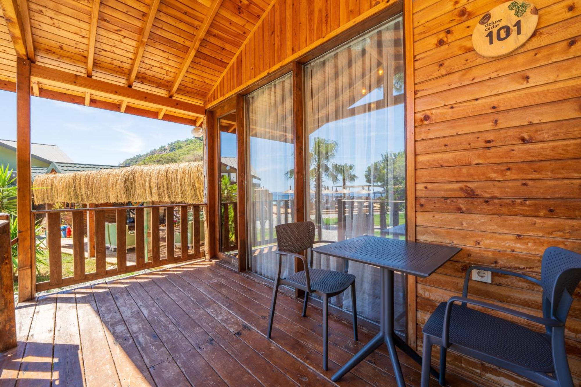 Sea Valley Lodge Faralya Extérieur photo